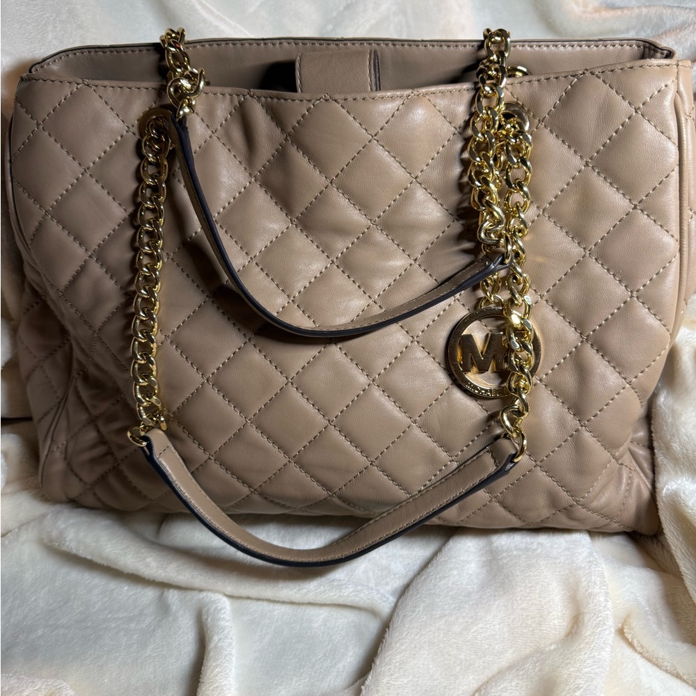 Michael Kors Quilted Tan Shoulder Bag with Gold Chain